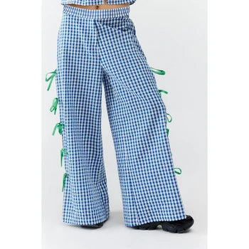 Retro Chic Wide-Leg Trousers