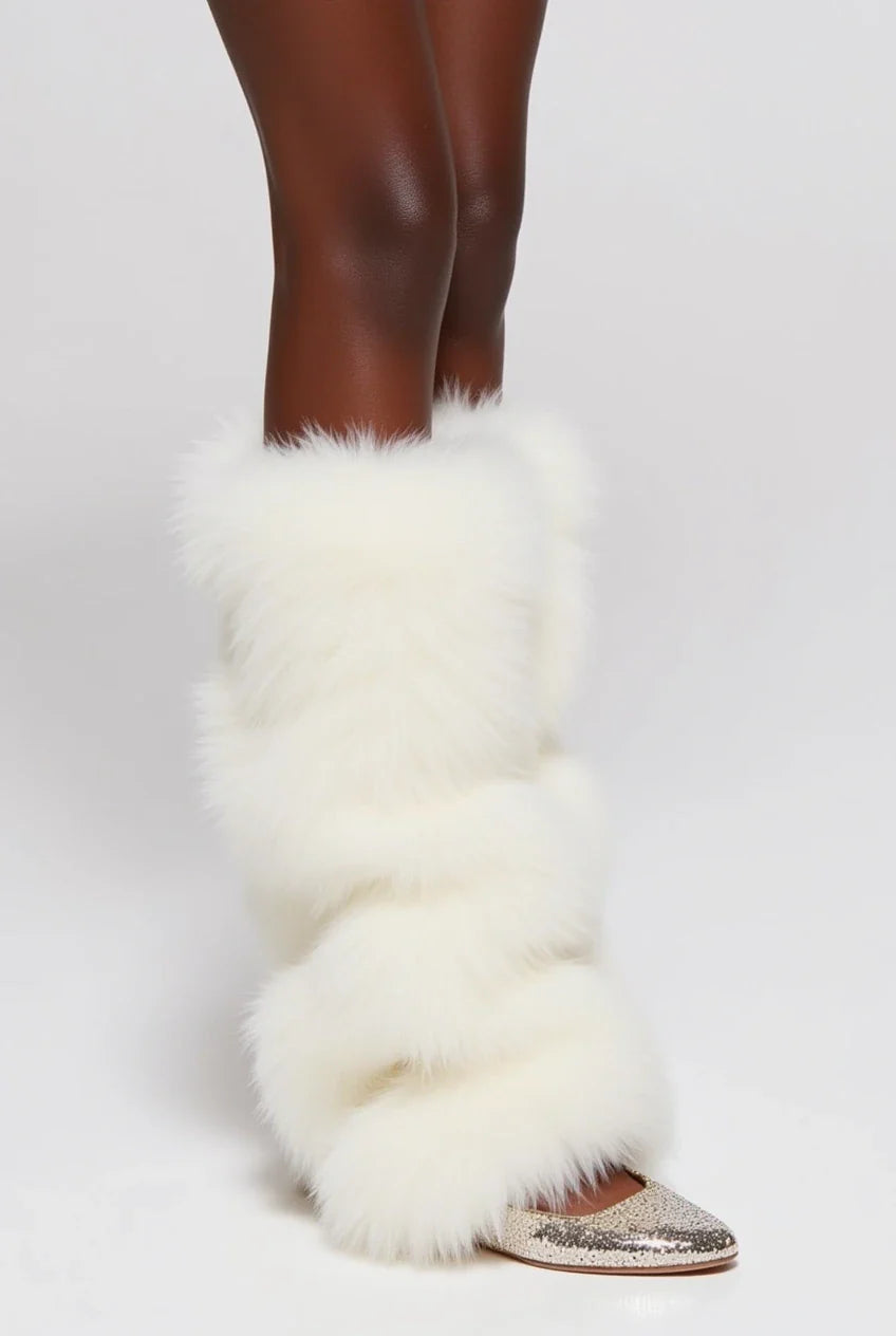 Premium Faux Fur Leg Warmers – Struktur trifft Weichheit