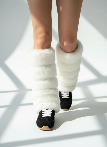 Premium Faux Fur Leg Warmers – Struktur trifft Weichheit