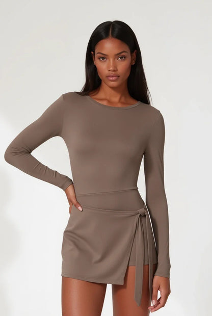 Long Sleeve Knit Romper – Struktur in Bewegung