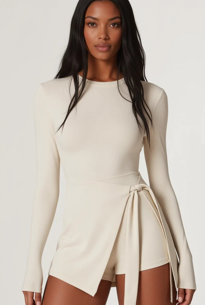 Long Sleeve Knit Romper – Struktur in Bewegung