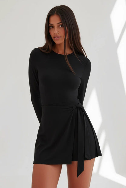 Long Sleeve Knit Romper – Struktur in Bewegung