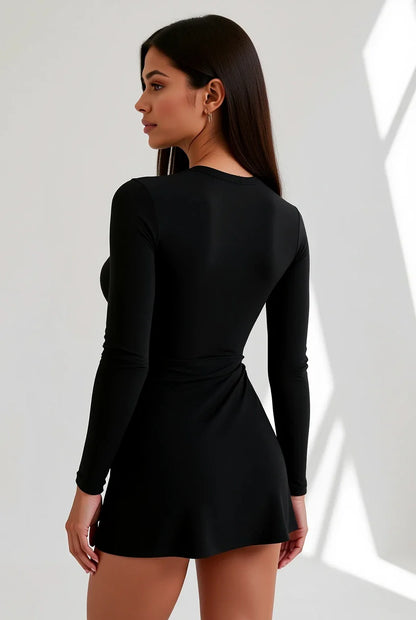 Long Sleeve Knit Romper – Struktur in Bewegung