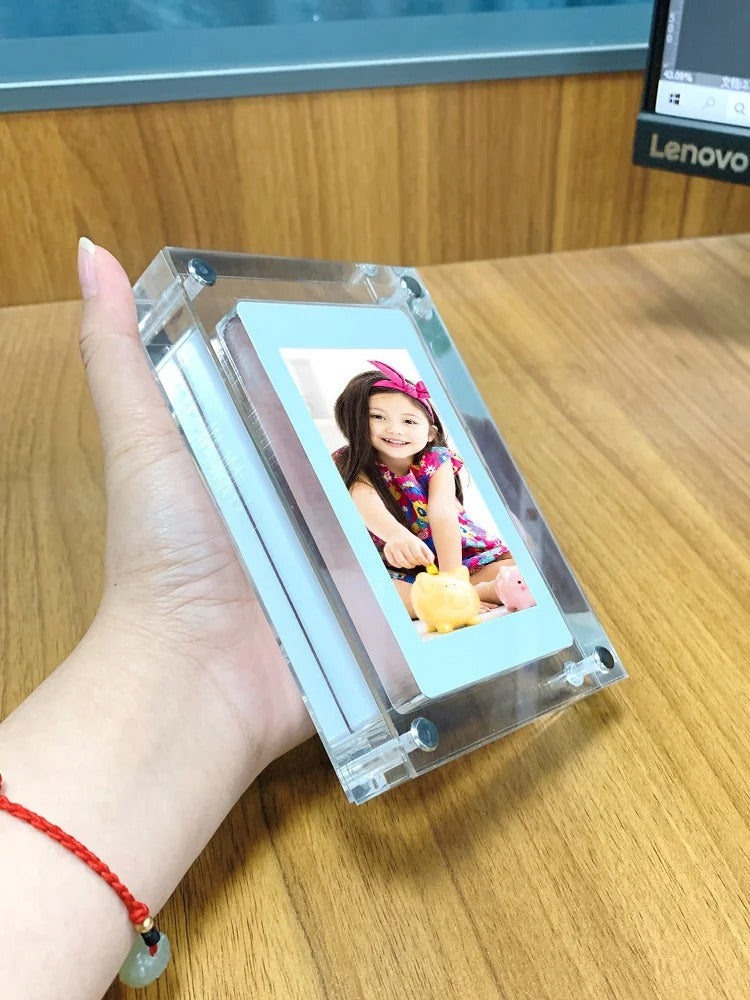 MotionMemory™ Digital Photo & Video Frame
